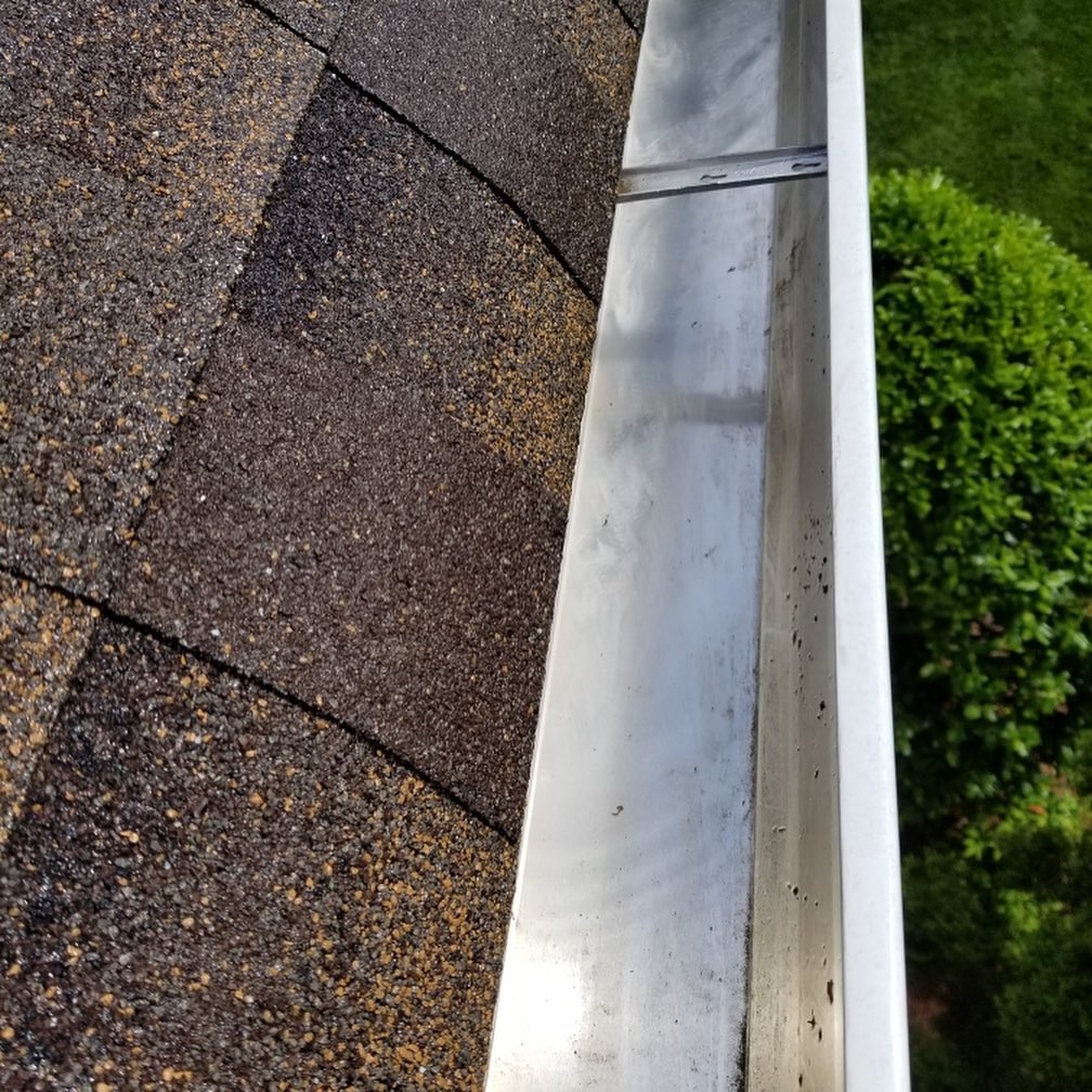 gutter cleaning service Mauldin SC